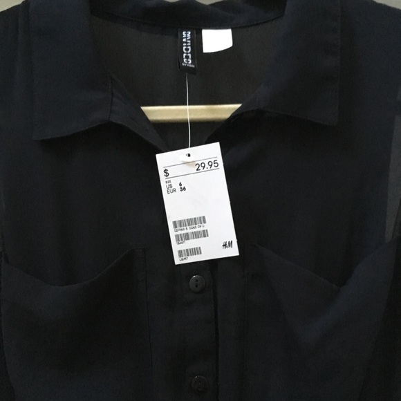 ⬇️H&M Collar Button Down Flowy Shirtdress - Picture 3 of 3